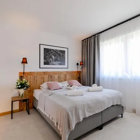 Pod Stokiem E2 Z Garazem I Dwoma Lazienkami - Dream *