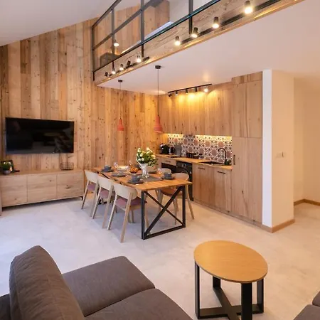 Pod Stokiem E2 Z Garazem I Dwoma Lazienkami - Dream Apartman *